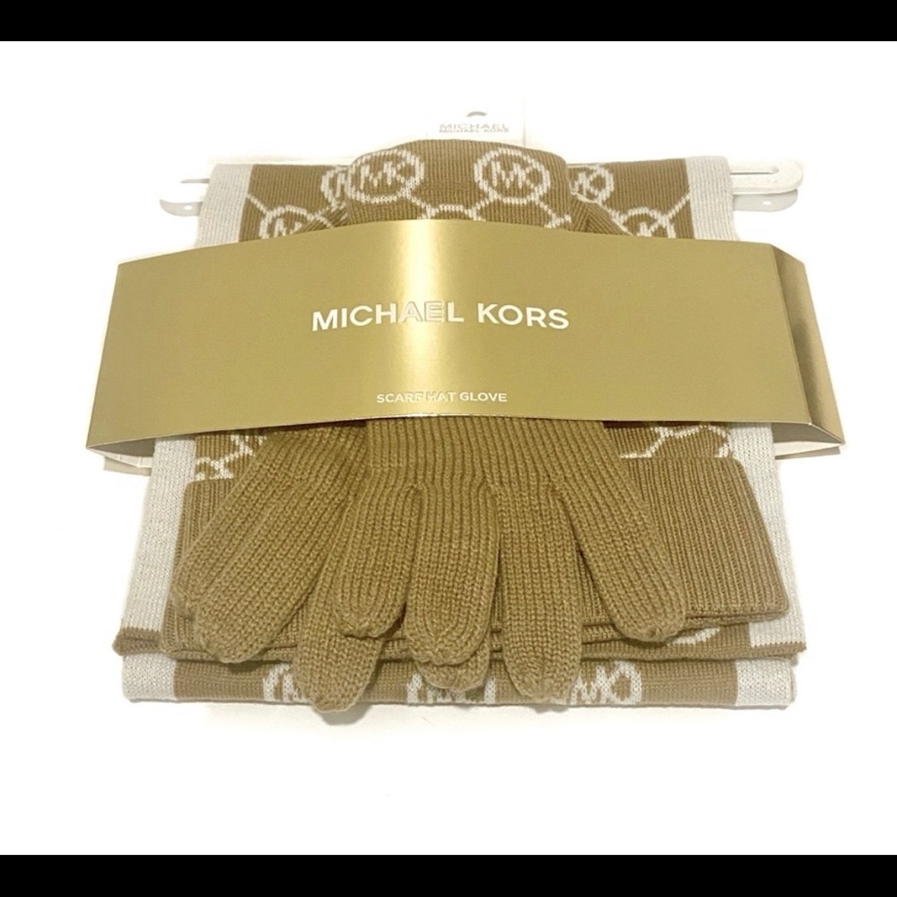 MICHAEL KORS HAT & GLOVES SER 100 % Authentic